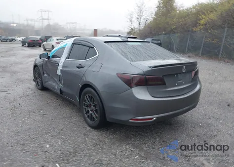 2018 Acura Tlx z USA, uszkodzony, nr VIN 19UUB1F32JA010139
